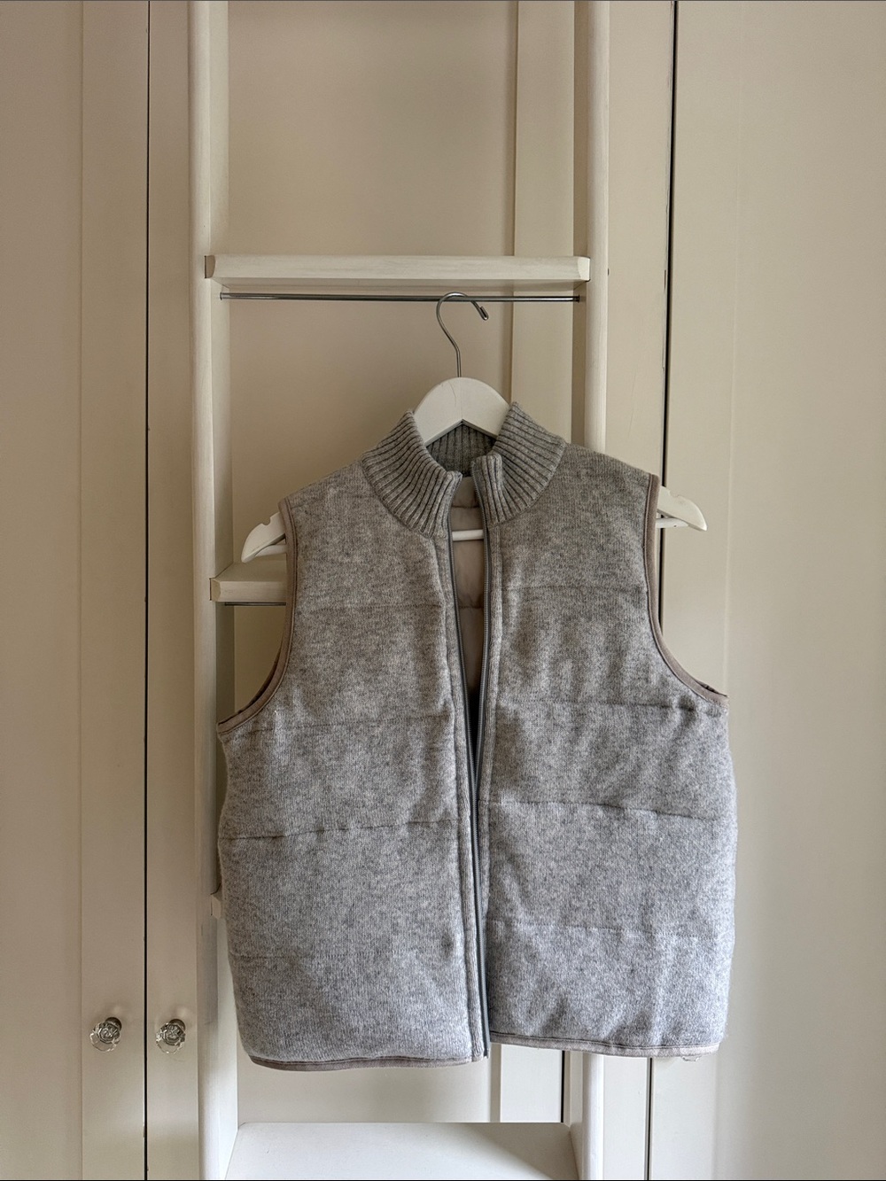 The Cashmere Sale Reversible Cashmere Puffer Vest Gray